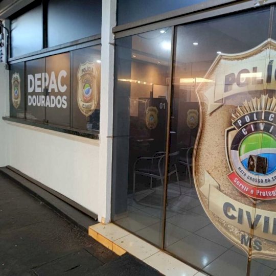Dourados - Gritos de s#corro mobilizam populares que detêm ladrão de fios