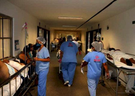 Santa Casa anuncia colapso e diz que tem antibi&oacute;tico suficiente s&oacute; para 48 horas