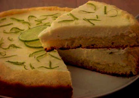 Bolo-torta de limão cremoso
