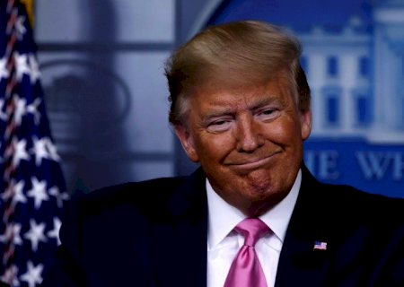 Pela 1ª vez, Senado derruba veto de Trump sobre orçamento militar