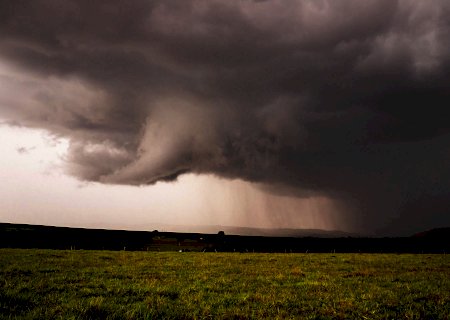 Ciclone extratropical chega ao Sudeste e pode provocar acumulados de até 150mm