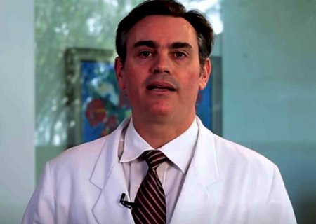 Cirurgião rebate acusações de que deformou nariz de pacientes