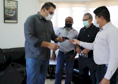 Prefeito de Dourados é homenageado pela Feserp
