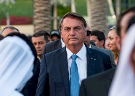 Bolsonaro receberá príncipe saudita no Brasil em março