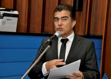 Piso nacional é direito dos professores, diz Marçal Filho