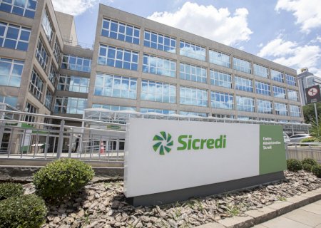 Sicredi está entre as 5 melhores instituições financeiras brasileiras no ranking mundial da Forbes