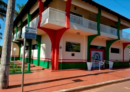 Câmara de Vereadores analisa projeto de lei que cria o Programa de Estágio no município de Caarapó