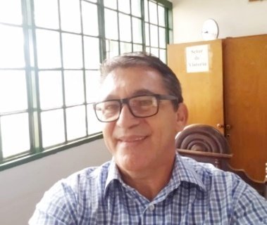 Completa idade nova hoje em Itaporã o gerente do Detran José Marcos