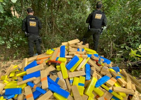 DOF apreende mais de 1130 quilos de drogas próximo a Laguna Carapã (vídeo)