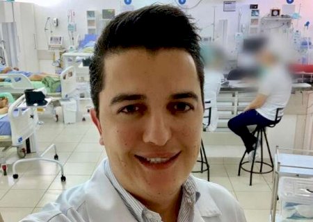M&eacute;dico demitido por ser acusado de bater na mulher ganha a&ccedil;&atilde;o na Justi&ccedil;a
