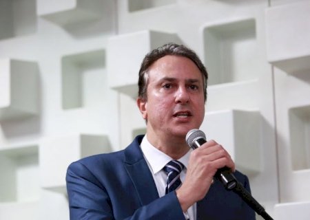 Camilo Santana assume o Ministério da Educação e promete ampliar nacionalmente as escolas em tempo integral