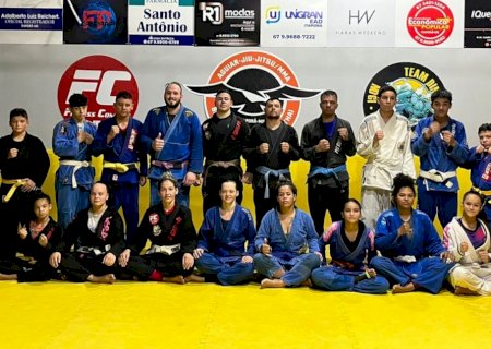 Jiu-jitsu de Itaporã-ms é Destaque Novamente Com Várias Medalhas de Ouro Pela Equipe Aguiar Jiu-jitsu/mma no Campeonato Estadual