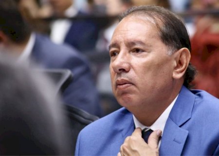 'Não vamos nos pautar por curtidas', diz Gerson Claro após uso de livro de Hitler na tribuna