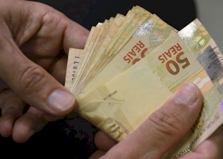 Governo confirma salário mínimo de R$ 1.320, que passa a valer a partir de 1º de maio