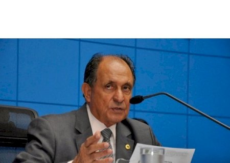 Teixeira reivindica caminhão para atender Caarapó