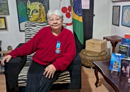 Escritora de MS receberá homenagem na Academia Brasileira de Letras