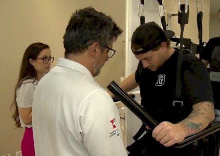 Robô desenvolvido por pesquisadores da Ufes ajuda pacientes sem mobilidade a voltarem a andar no ES