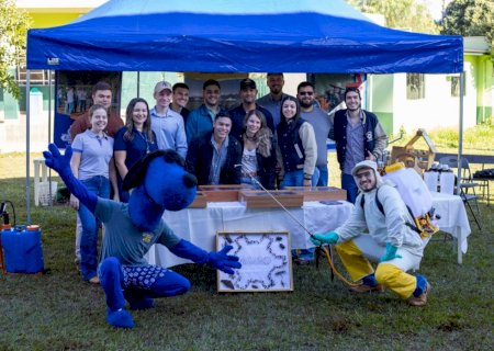 Unigran participa de Feira das Profissões para estudantes de Maracaju