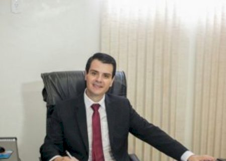 Tribunal de Contas intima prefeito de Douradina para evitar suspens&otilde;es
