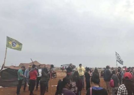 Ind&iacute;genas s&atilde;o intimados sobre despejo, mas Funai recorre para barrar liminar