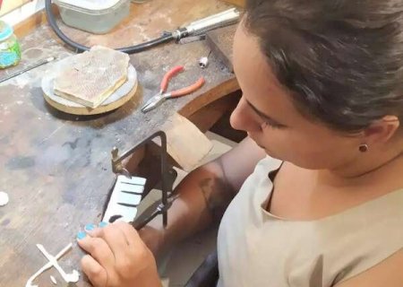 Bruna pensou que n&atilde;o tinha talento at&eacute; descobrir mina de ouro nas m&atilde;os