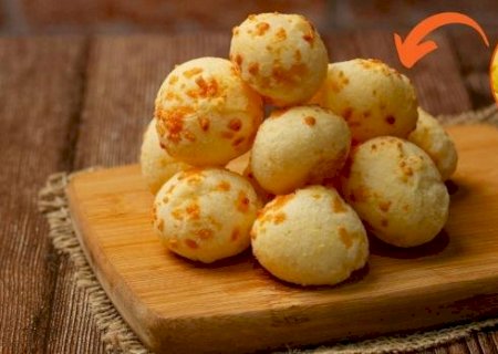 Pão de queijo de banana-da-terra é a receita simples irresistível para um lanche ou café da manhã essa semana (com apenas 3 ingredientes!)
