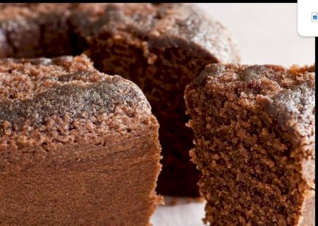 Bolo de chocolate simples