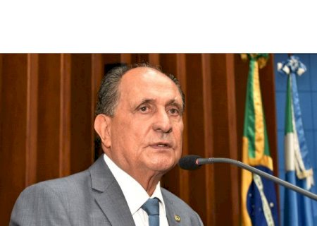 Dourados: Deputado Zé Teixeira solicita melhorias para população