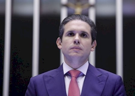 Hugo Motta decide não pautar requerimento de urgência da anistia