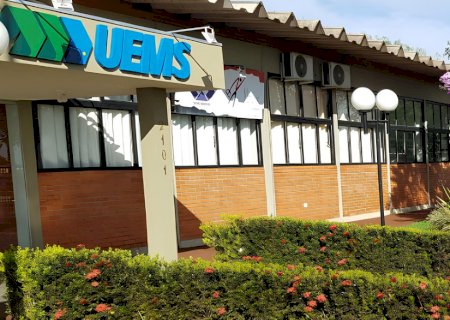 Com salários de até R$ 10 mil, UEMS abre inscrições de processo seletivo de professores temporários