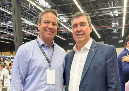 Prefeito Tiago Carbonaro parabeniza governador Riedel por filiação ao PP