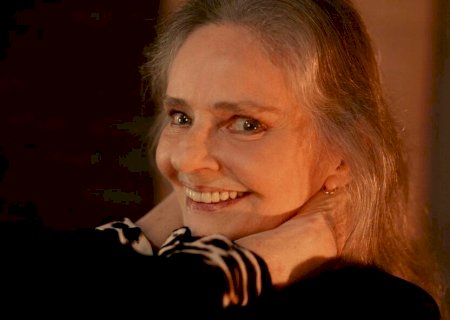 Morre Angela Ro Ro, o grande escândalo da música brasileira