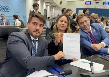 Câmara aprova projeto que proíbe transexuais em equipes do sexo oposto ao de nascimento
