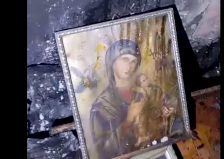 VÍDEO: imagem de Nossa Senhora fica intacta em incêndio que destruiu casa no Universitário