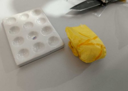 Jovem é preso por tráfico de drogas em conveniência de Dourados