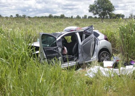 Motorista envolvido em acidente com duas mortes desconfia que vítima dormiu ao volante