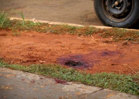 &ldquo;Seu marido t&aacute; morto aqui&rdquo;, disse testemunha para esposa de executado em carro