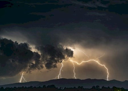 Fenômeno climático leva temporais para três regiões do país