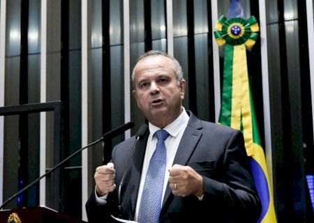 Rogério Marinho retira pré-candidatura ao governo do RN a pedido de Bolsonaro