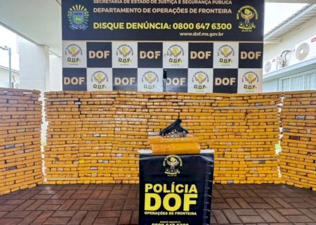 Homem morre em confronto com a polícia após perseguição e apreensão de quase 2t de drogas