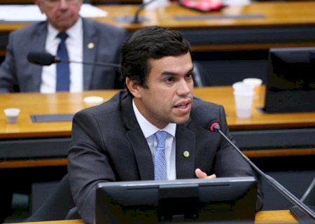 Beto Pereira utilizou mais de R$ 523 mil da cota parlamentar ao longo de 2025