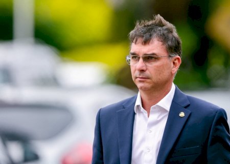 Flávio Bolsonaro escala núcleo econômico para campanha, mas ainda sem 'Posto Ipiranga'