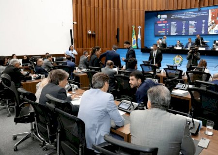 Janela começa na próxima semana com deputados fazendo contas e destino incerto  para maioria