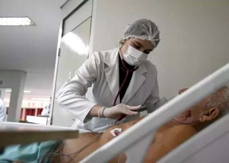 Resolu&ccedil;&atilde;o libera R$ 3,4 milh&otilde;es para pagar o piso da enfermagem em hospitais