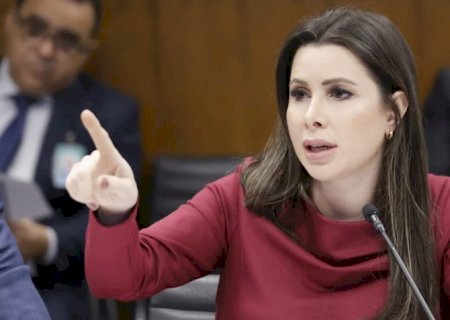 Carol de Toni deixa o PL após veto à candidatura ao Senado