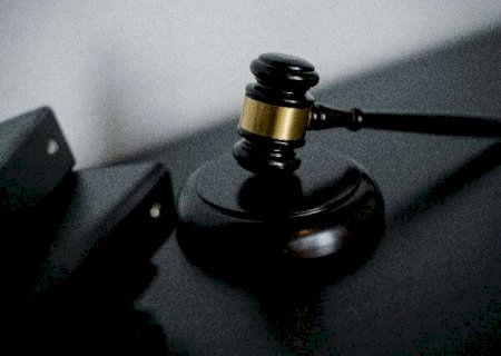 Compra em leil&atilde;o n&atilde;o garante acesso imediato ao im&oacute;vel, diz especialista