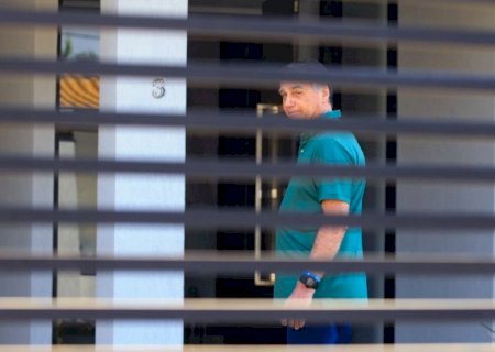 Oposição se mobiliza para avançar em domiciliar para Bolsonaro