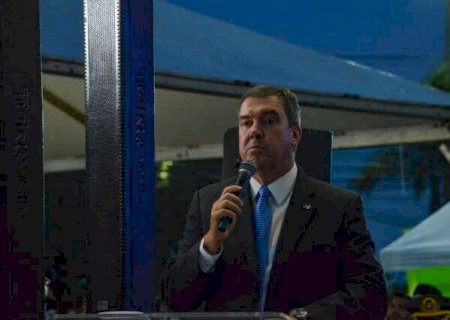 Riedel assina autoriza&ccedil;&atilde;o para constru&ccedil;&atilde;o de anel vi&aacute;rio e sede do Estrada Viva