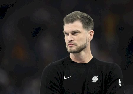 Tiago Splitter faz história, Blazers vencem Suns e vão aos playoffs da NBA