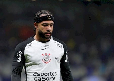 Fora por mais duas semanas: como erro do Corinthians com Memphis impactou o calendário do jogador